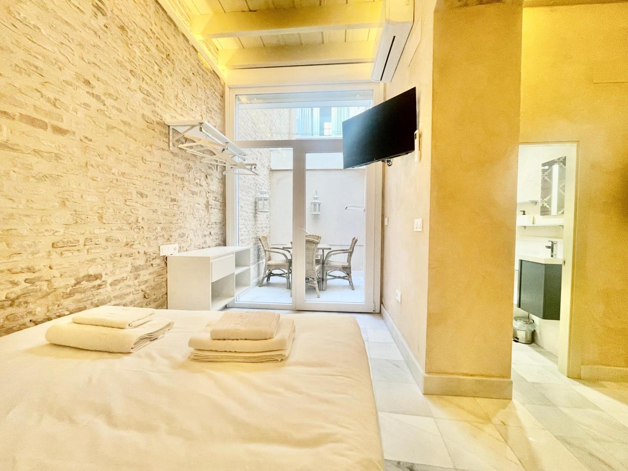 Click Triana - Patio Privado Apartment Sevilla Exterior foto